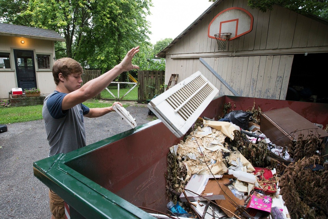 Cash For Junk Cars With Free And Safe Disposal